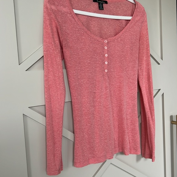 Women’s pink long sleeved shirt / top. Small / Medium. - Picture 5 of 12